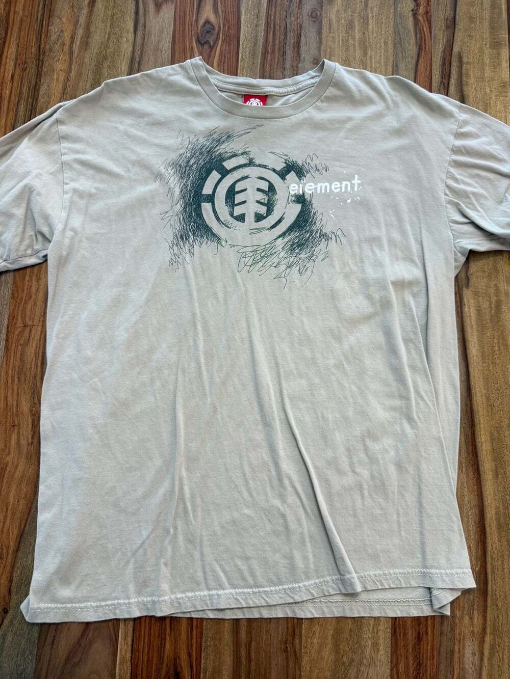 Y2K Element T-Shirt Size XL Beige Graphic Skate Tee